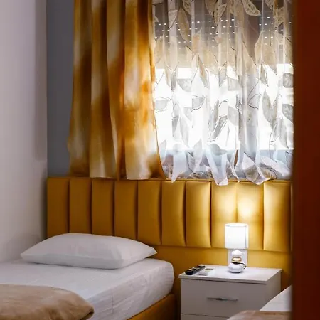 The Luxe Apartmán *