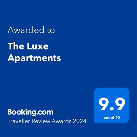 The Luxe *