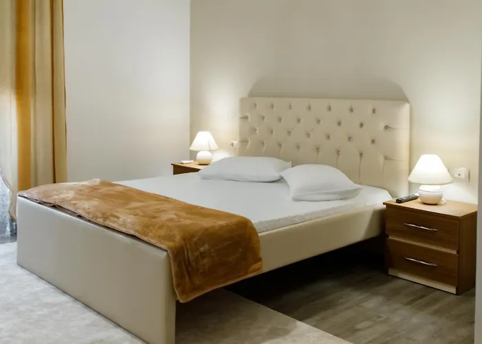 The Luxe Appartement *